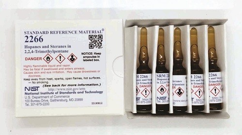  SRM 2266 - 2，2，4三甲基戊烷中的厚樸烷和甾烷